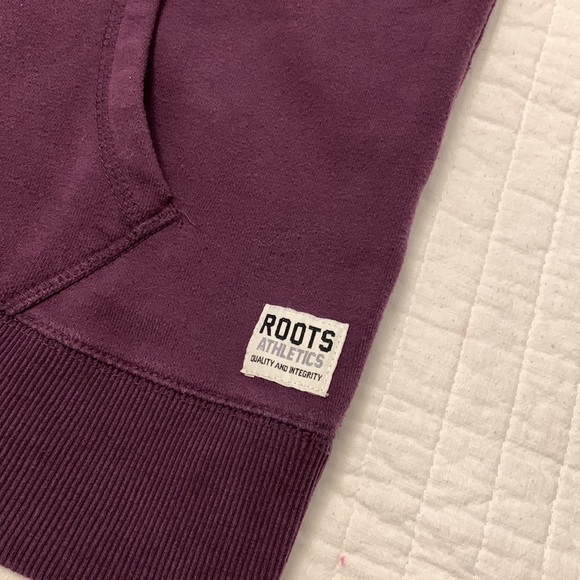 ROOTS sweatshirt hoodie kangaroo pocket drawstring hood purple eggplant medium - Picture 7 of 13